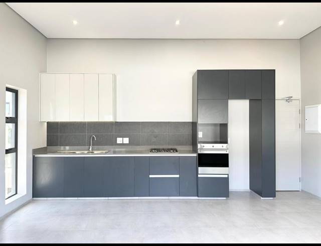 1 BEDROOM APARTMENT FOR SALE IN MENLO PARK